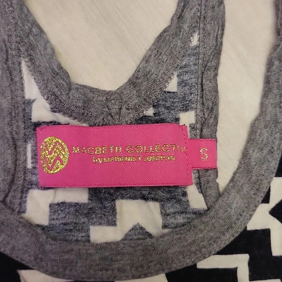 🛍Macbeth Collection Black and‎ White Geometric Print Racerback Tank Womens S - Picture 2 of 7